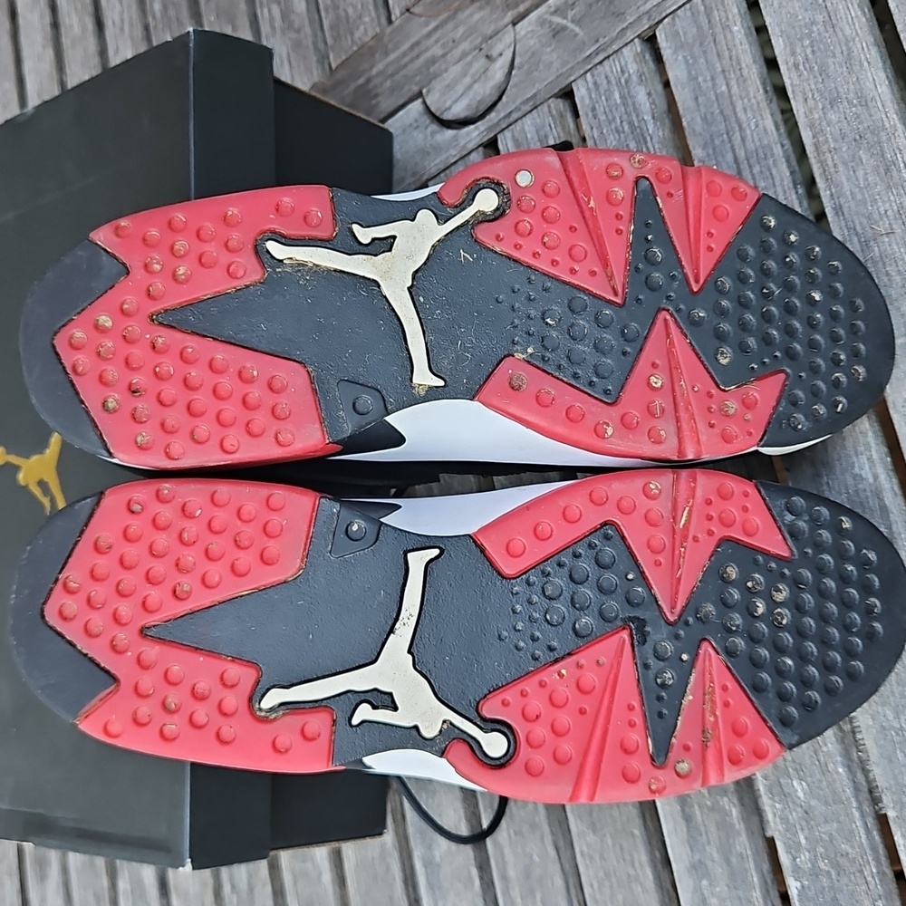 Men's Jordan Black and Red "Flight Club '91" Athletic Shoes - Size 12 - Picture 6 of 8